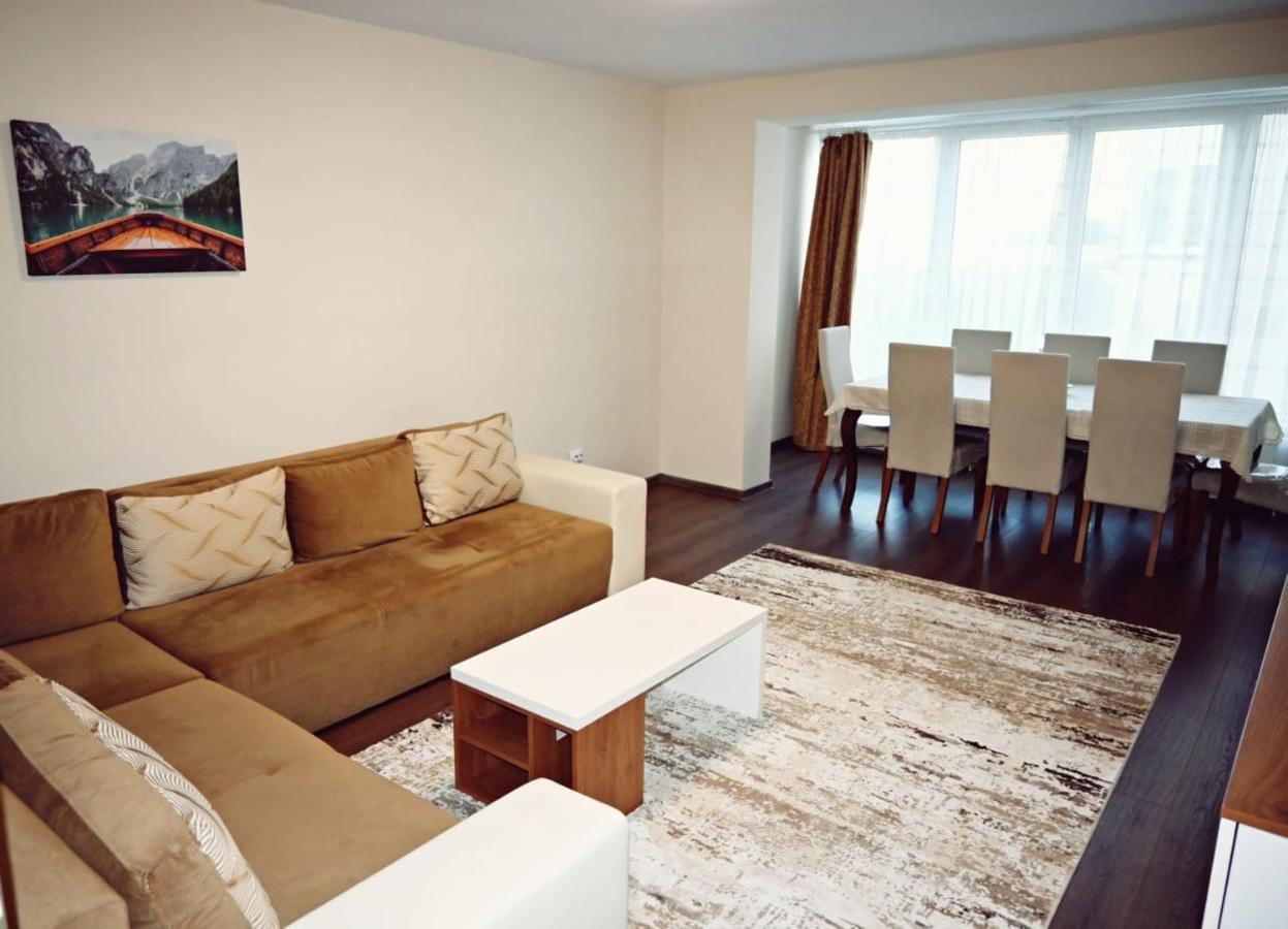 Downtown Recharge Spot Apartment Брашов Екстериор снимка