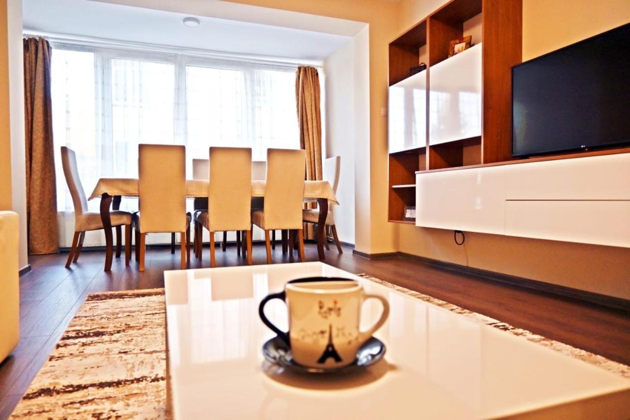 Downtown Recharge Spot Apartment Брашов Екстериор снимка