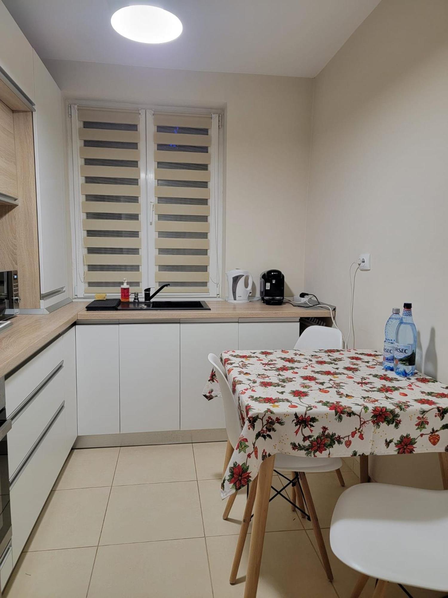 Downtown Recharge Spot Apartment Брашов Екстериор снимка